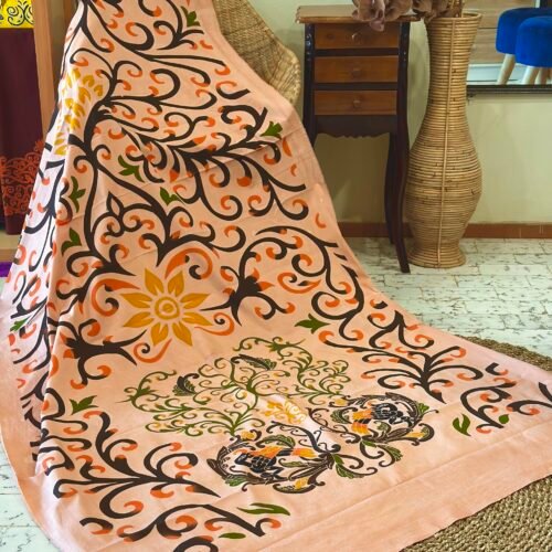 Kain Batik Tulis Motif Enggang Diskusi Portrait