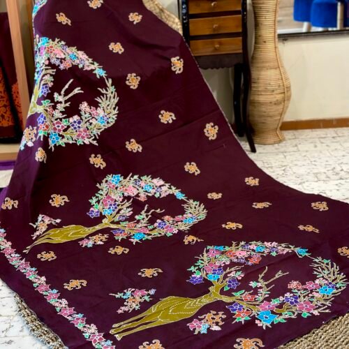 Kain Batik Tulis Motif Rusa Tabebuya