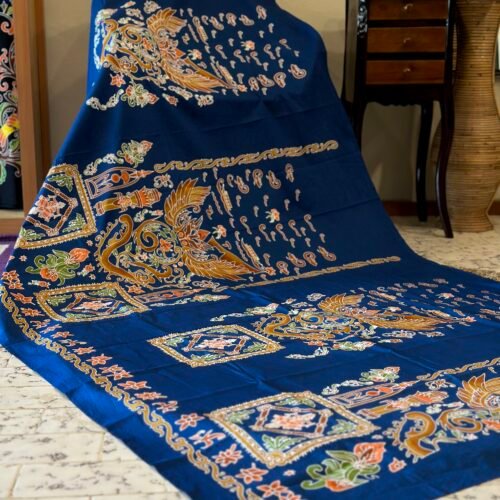Kain Batik Tulis Motif 3 Pilar